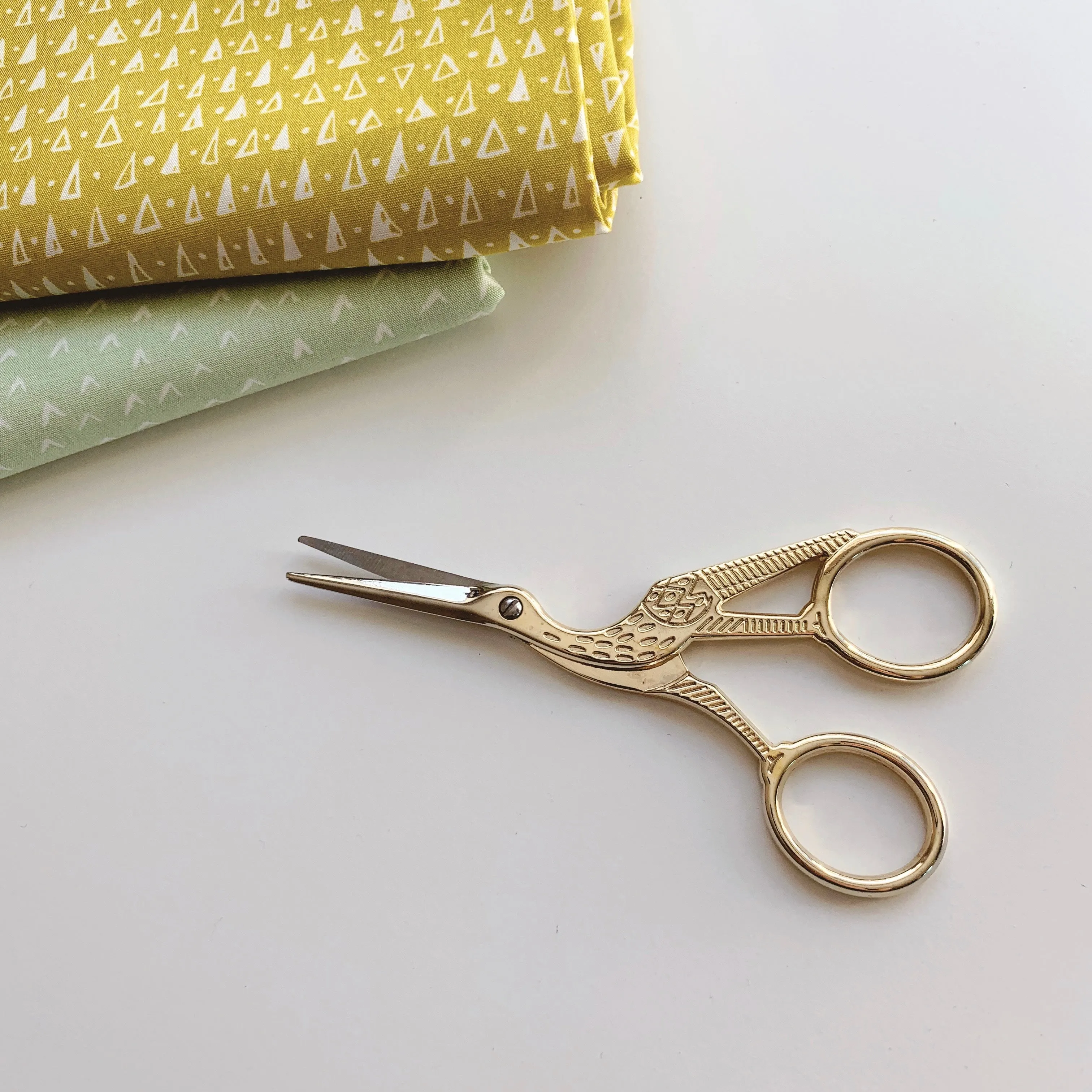 Gold Stork Antique Style Stainless Steel Embroidery Scissors 4.5"